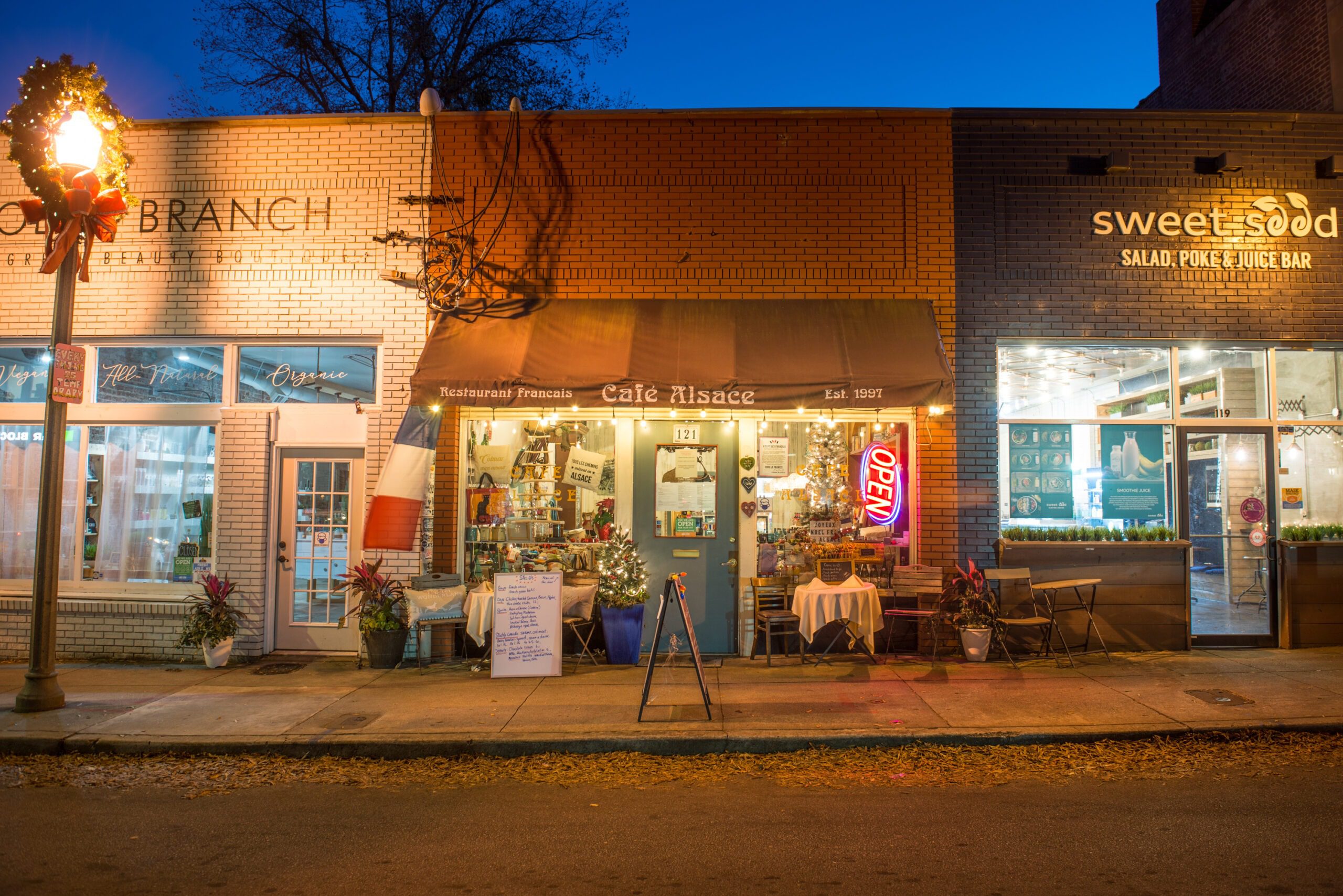 Evening exterior of Café Alsace