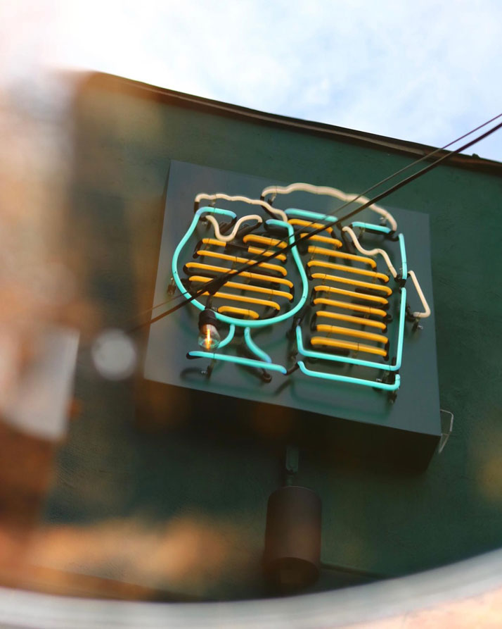 neon beer sign at Inner Voice Brewing