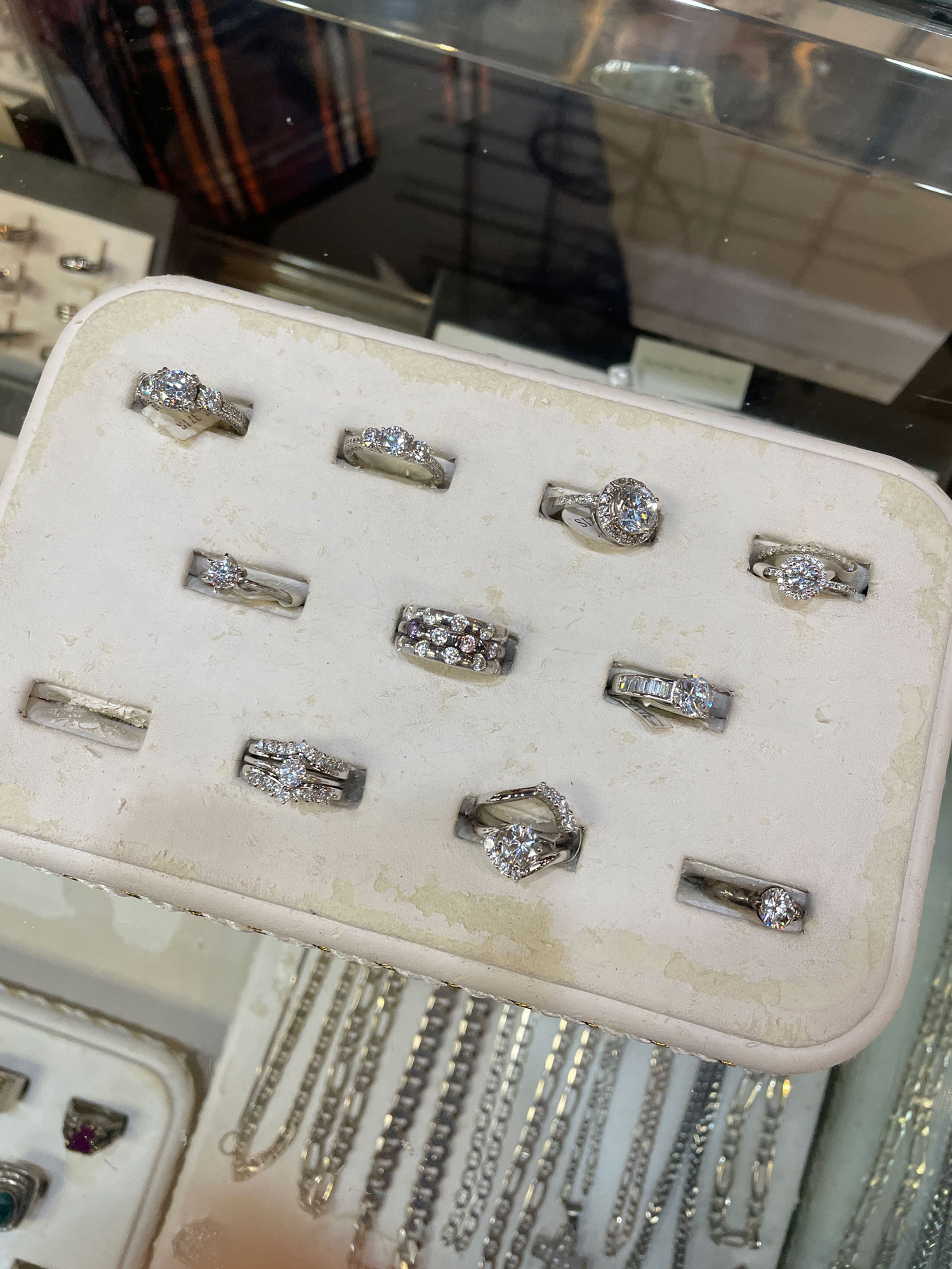 wedding rings at Kismet Jewelry