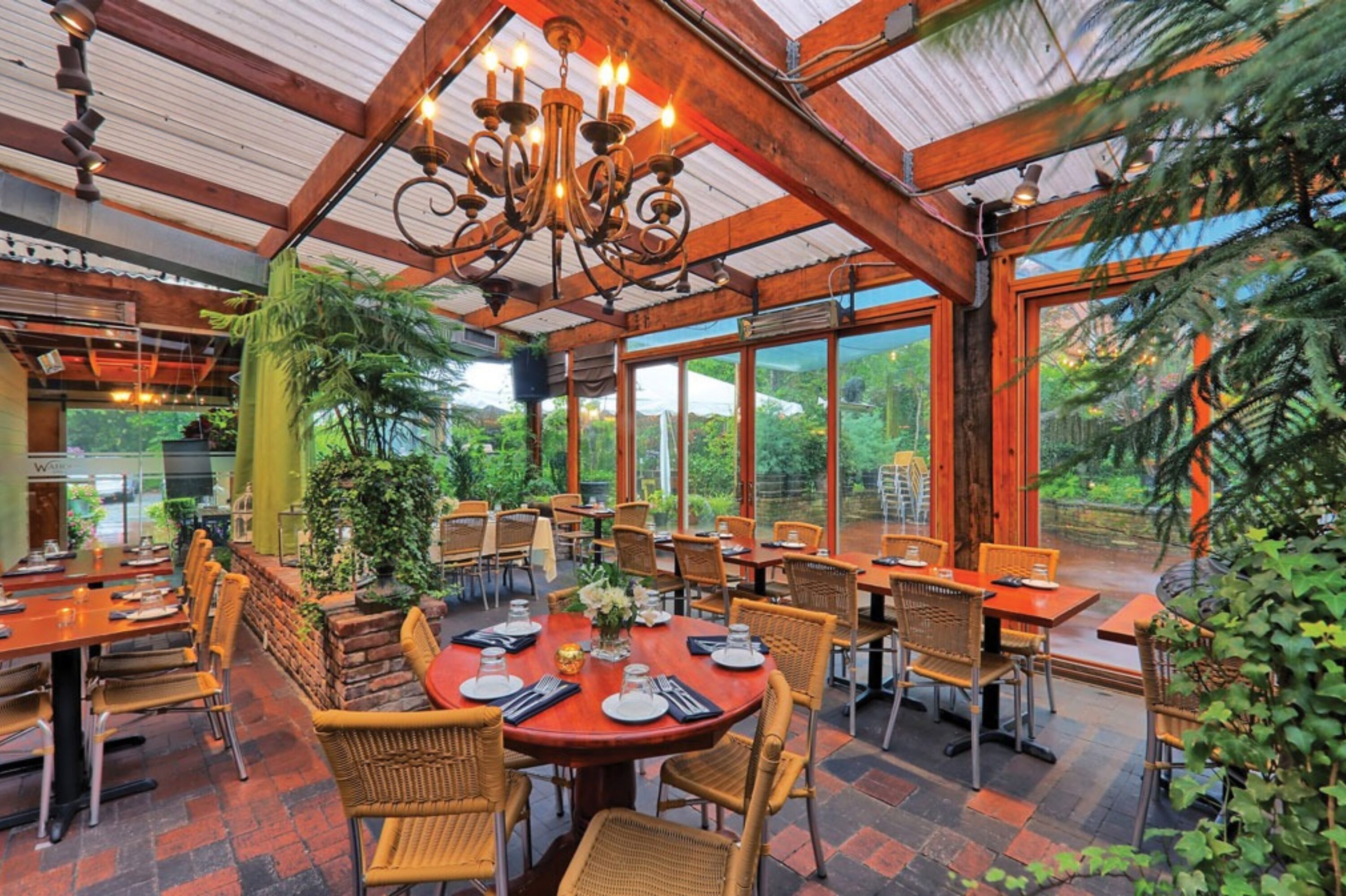 Destination Dining - Visit Decatur Georgia